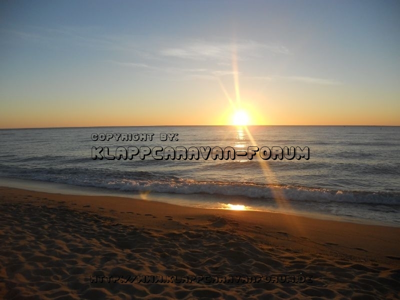 Le Brasilia - Sonnenaufgang am Strand