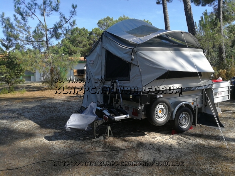 Auf dem Stellplatz - kleiner Aufbau