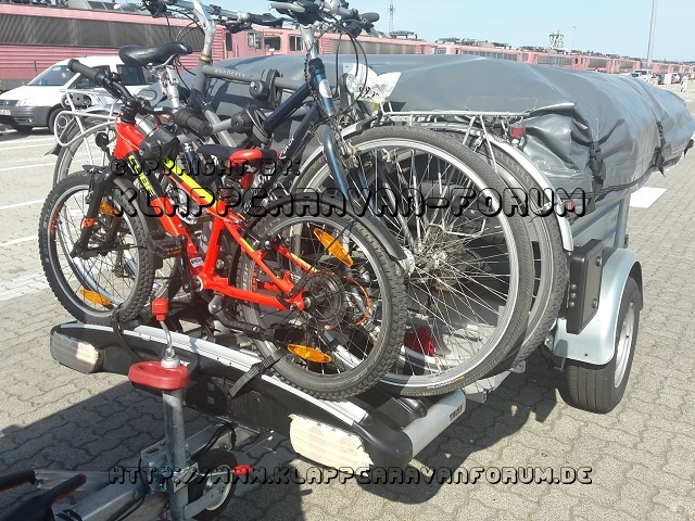 3 Räder auf der Deichsel