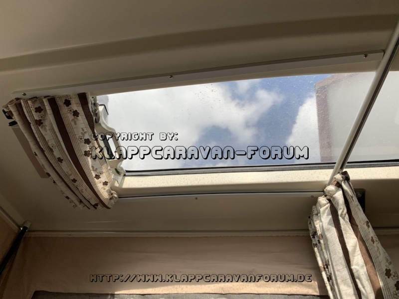 Safir Dachvorhang geöffnet