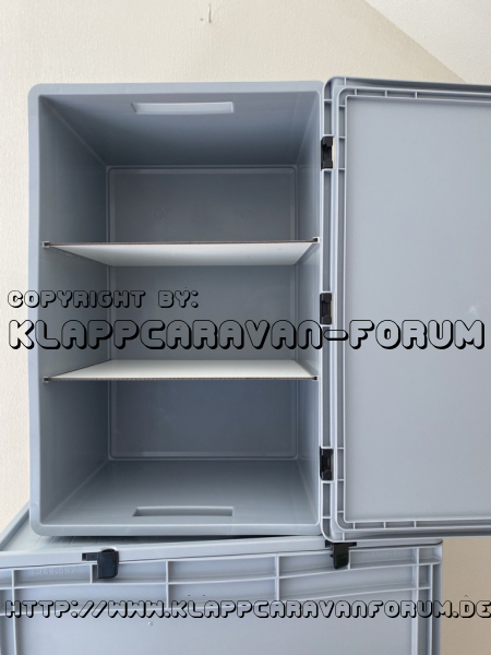 Campingschrank aus Euroboxen mit Regalböden