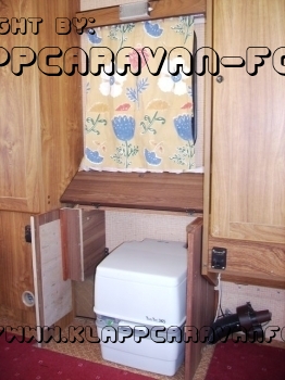 Porta Potti gut versteckt.