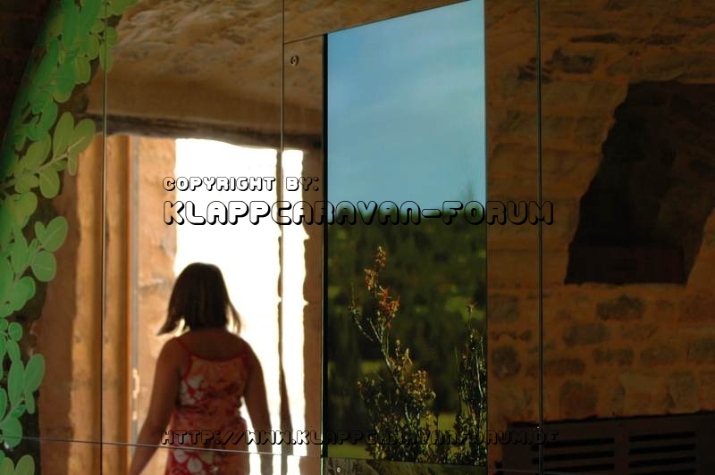 Spiegeleien - Informationspavillon - Viaduc de Millau - Millau - Aveyron