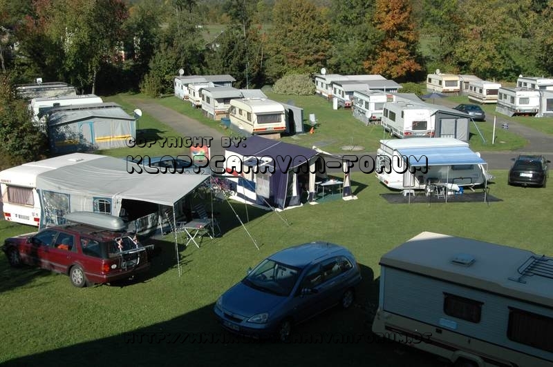Oktoberfest - Das Camp - Linke Seite von oben