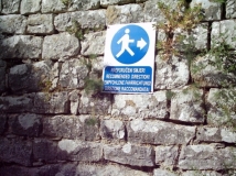 "Verkehrsschild" in Dvigrad