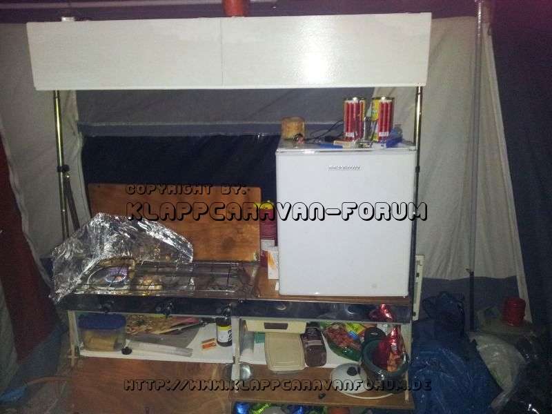 Spitzkopf-schrank 222