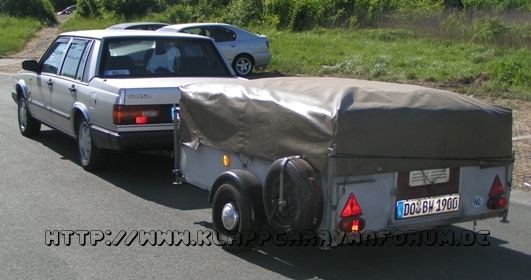 Dandy Folding Caravan, Bj. 1982 hinter Volvo
